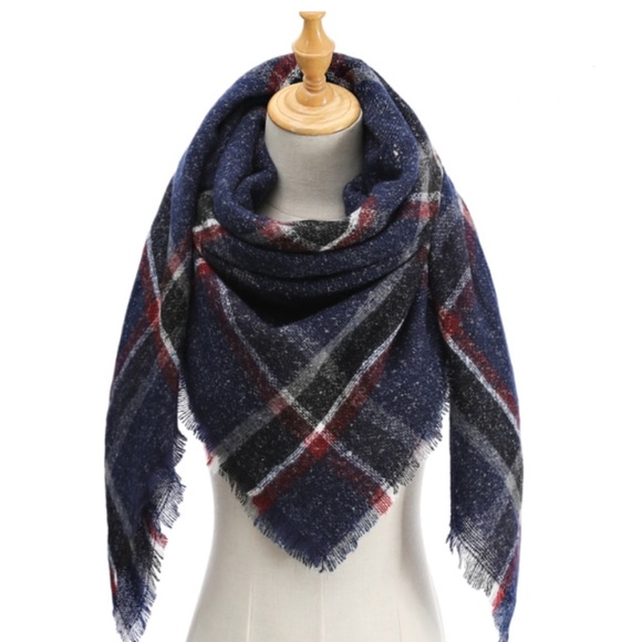 NWT Plaid Blanket Scarf Wrap - Picture 1 of 6